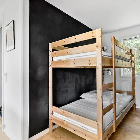 3 Bedroom Gorgeous In Hébergement de vacances Hornbæk