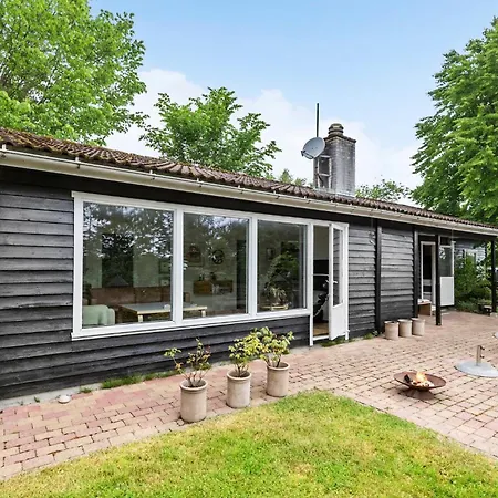 Hébergement de vacances 3 Bedroom Gorgeous In Hornbæk